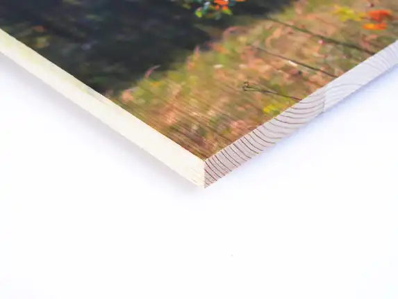 Vurenhouten foto van zijkant, een mooi natuurlijk product.