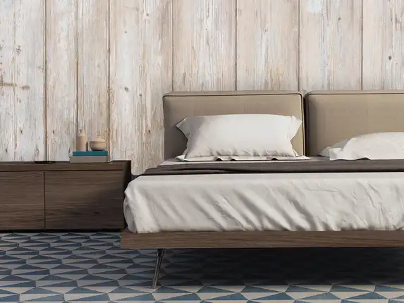 Fotobehang met houten latten look als wanddecoratie in de slaapkamer.